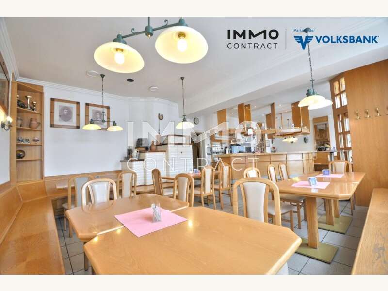 Gastraum mit Kachelofen