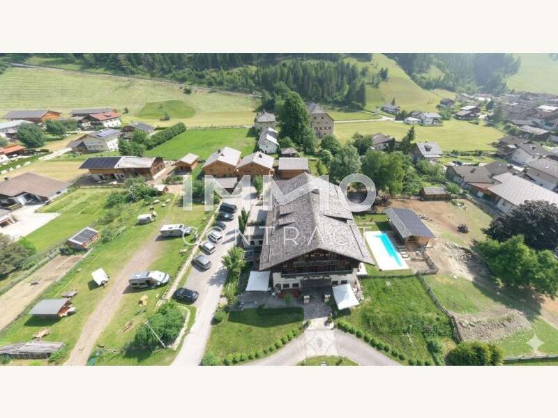 Gastronomie mit Wohnung Großkirchheim: Hotel-Ensemble mit Luxus-Chalets Hotel-Ensemble mit Luxus-Chalets