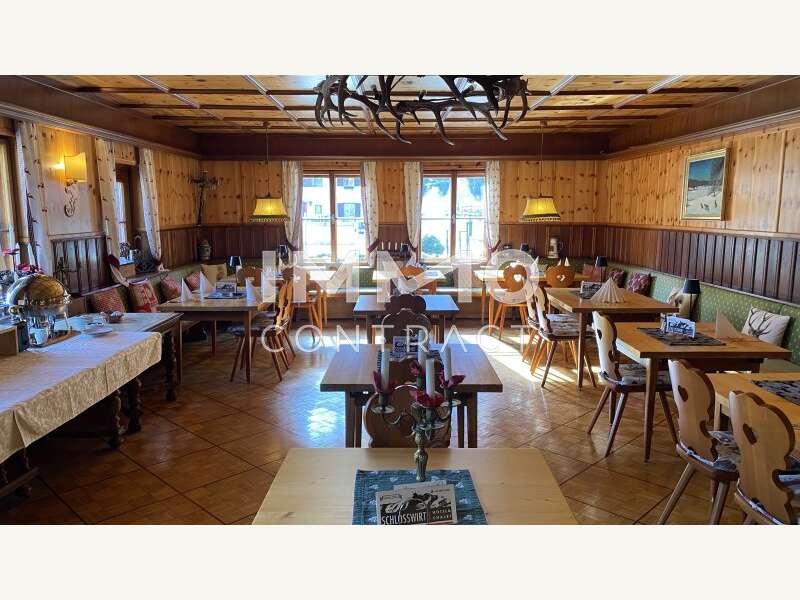 Gastronomie mit Wohnung Großkirchheim: Hotel-Ensemble mit Luxus-Chalets Hotel-Ensemble mit Luxus-Chalets