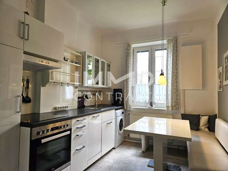 Grundstück Wien: Altbau Küche Halbstock Altbau Küche Halbstock