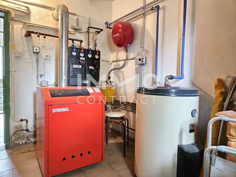 Grundstück Wien: Altbau Technikraum Keller Altbau Technikraum Keller