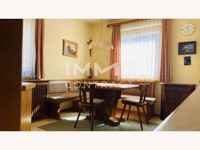 Charmantes Landhaus mit Nebengebäude