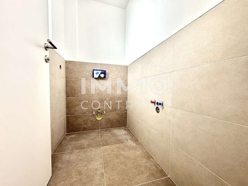 9b70ae8c-66fa-4123-81ba-ff24682addc6_original