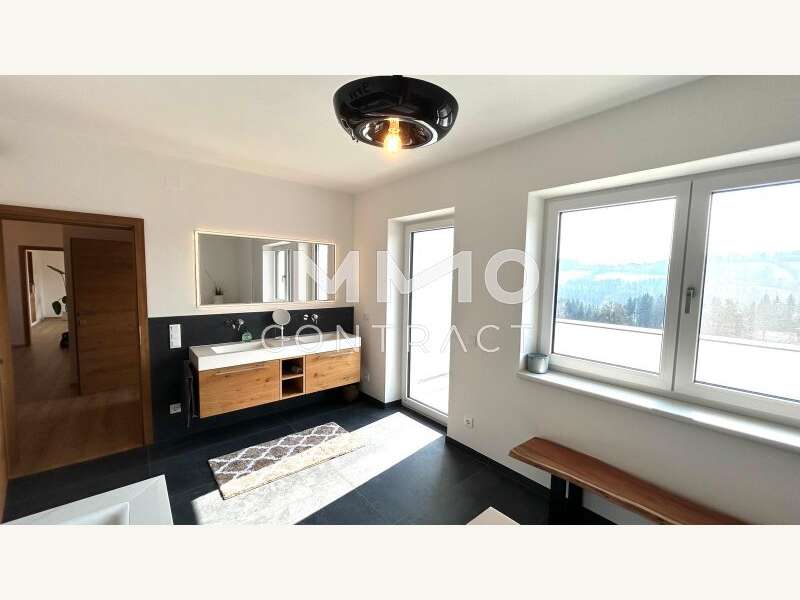 Einfamilienhaus Hofstetten: Badezimmer Badezimmer