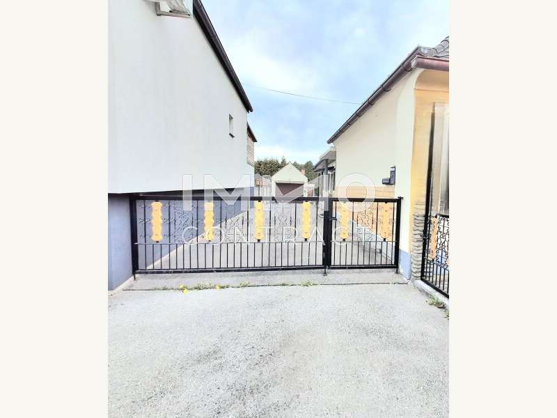 Haus Riedlingsdorf: Einfahrt Einfahrt