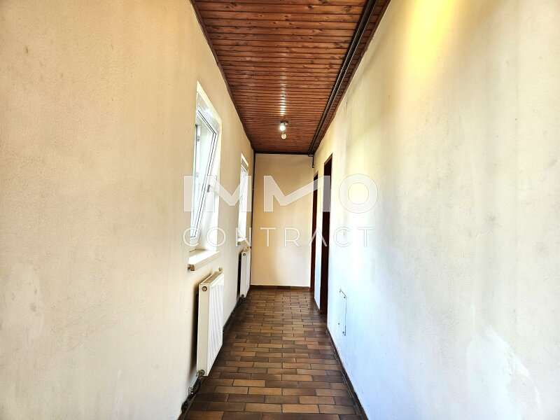 Haus Groß-Siegharts: Vorraum zu den Toiletten 2 Vorraum zu den Toiletten 2