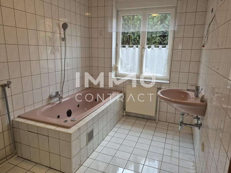Einfamilienhaus St. Pölten: Badezimmer EG Badezimmer EG