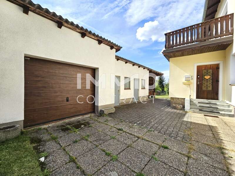 Haus Heidenreichstein: Garage und Lagerräume Garage und Lagerräume