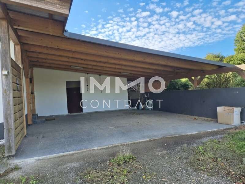 Doppelhaushälfte Kilb: Carport Carport