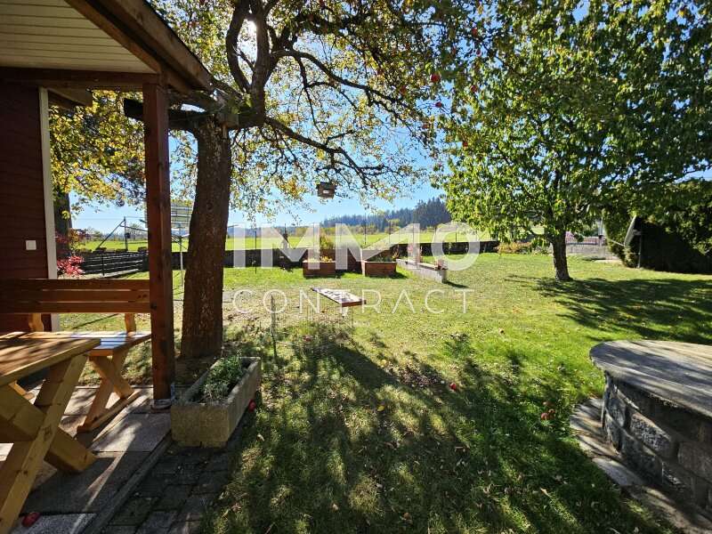Haus Eggern: Gartenblick nach Westen Gartenblick nach Westen