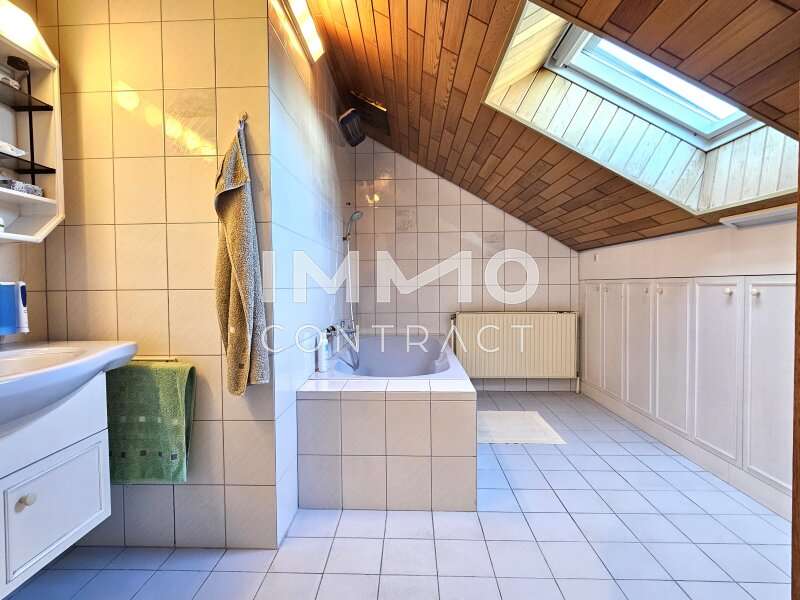 Haus Eggern: OG Badezimmer Foto 2 OG Badezimmer Foto 2