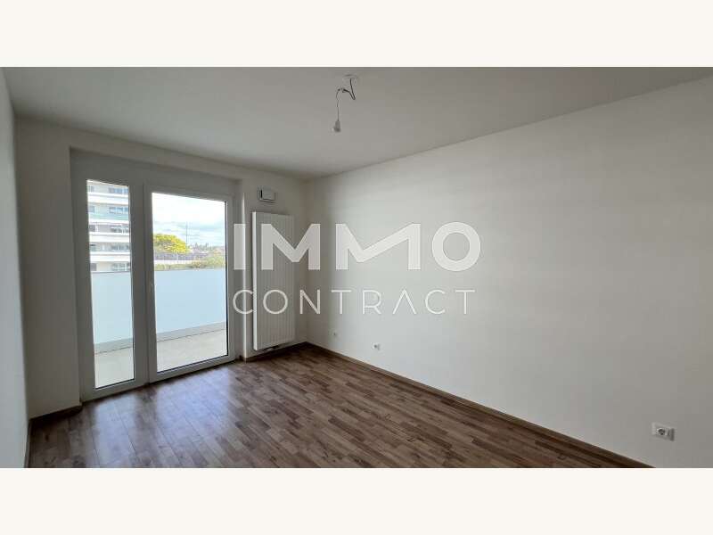 6447CE61-0B0C-4734-BB1E-BCAB6E2037EA_1_201_a