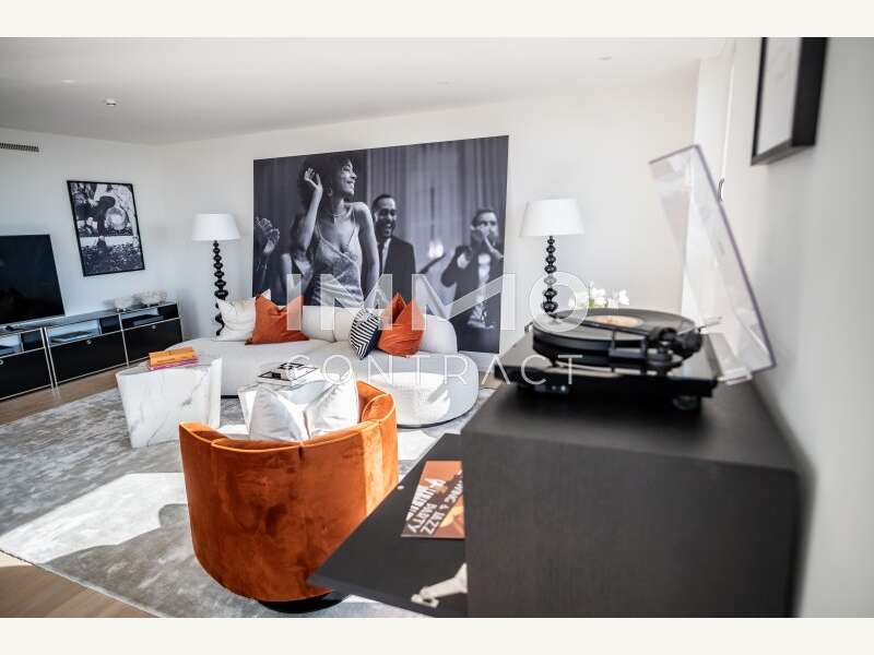 230811_V22_Staging_Duplexapartment_MODERNSWING_c_SeeligStefan  025