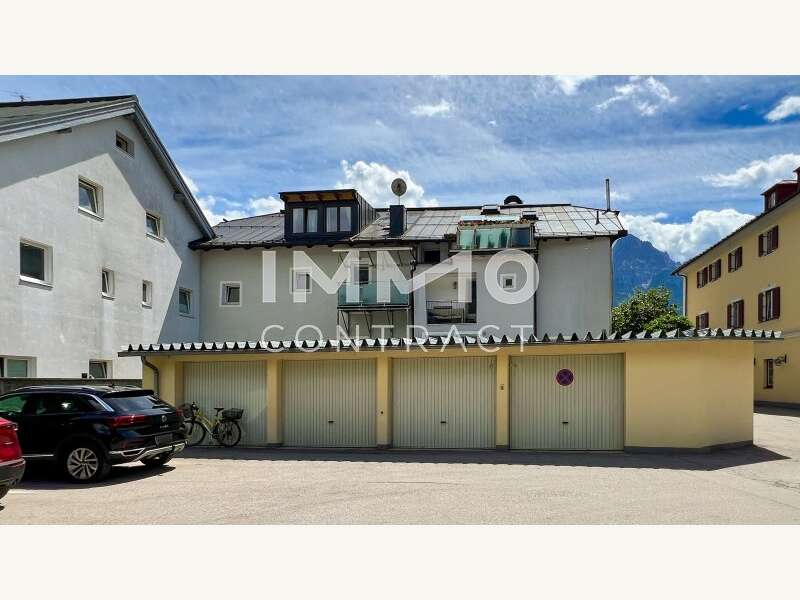 Eigentumswohnung Lienz: Nordfassade mit Balkon Nordfassade mit Balkon