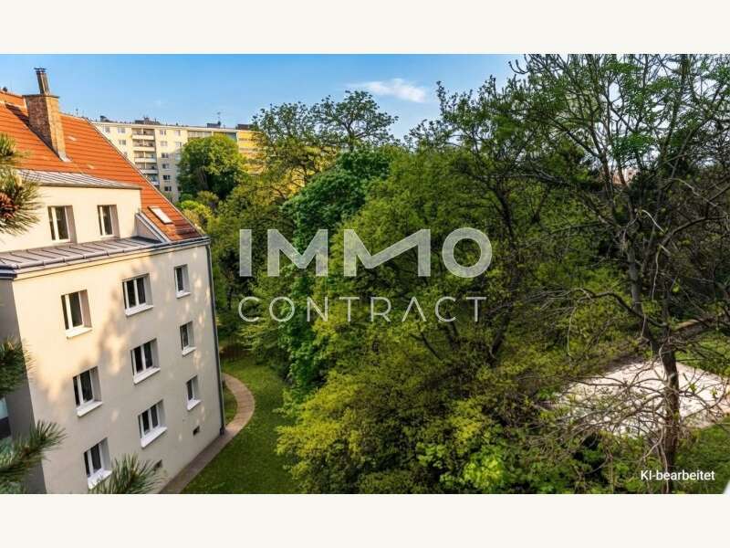 Freifläche auf Innenhof und großen Garten orientiert