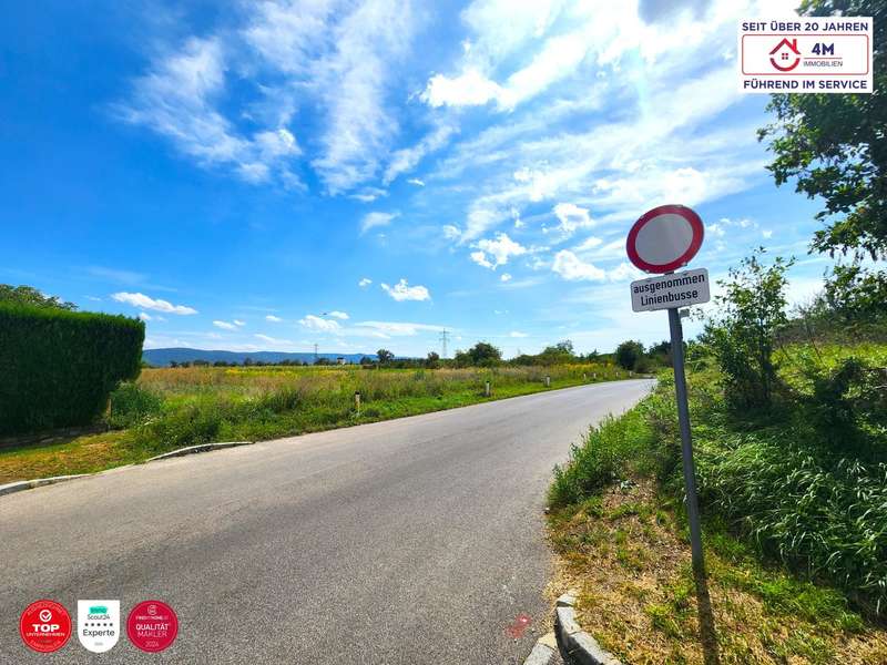 Baugrundstück Wiener Neustadt: Lage Ende Sackgasse Lage Ende Sackgasse