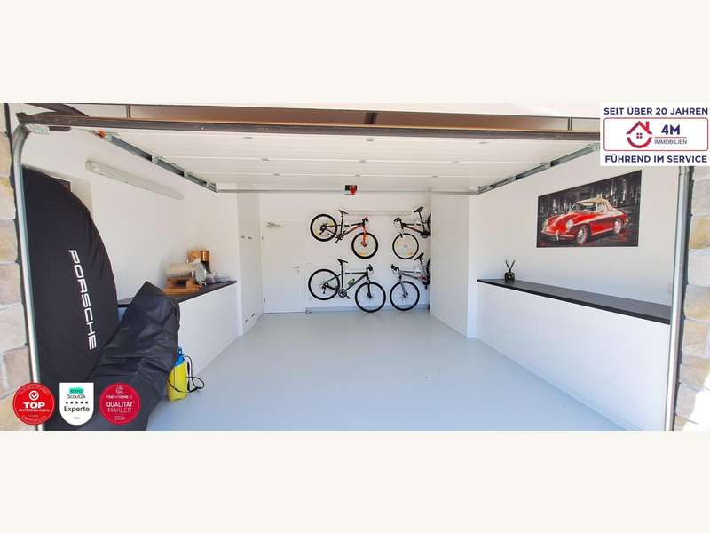 Einfamilienhaus Steinhaus am Semmering: Garage Garage