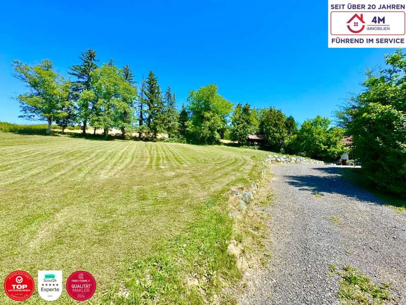 Landhaus Buch-St. Magdalena: Grundstück Grundstück