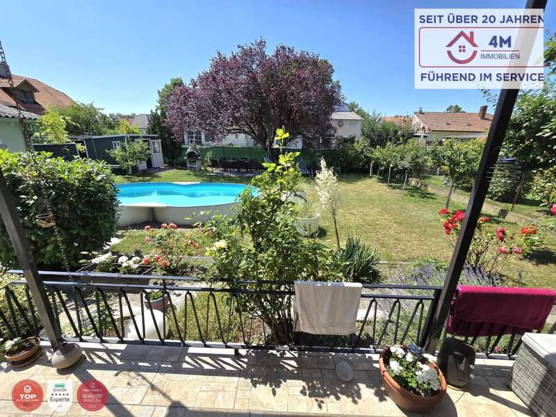 Einfamilienhaus Oeynhausen: Garten mit Pool Garten mit Pool