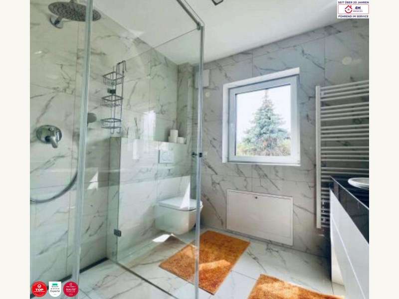 Mehrfamilienhaus Wien: Badezimmer 2 Badezimmer 2