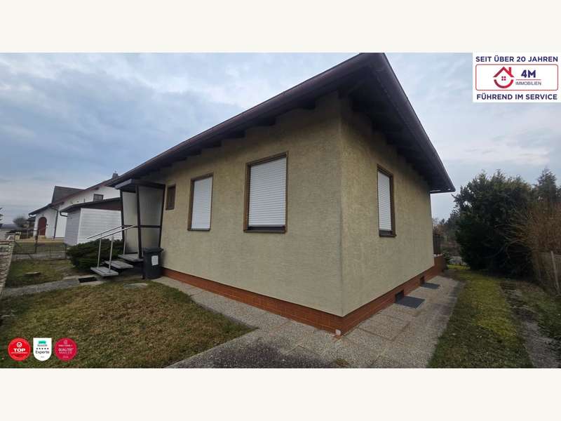 Straßenansicht Haus