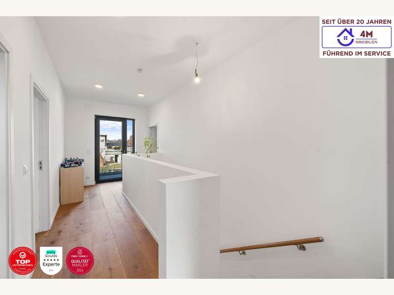 Galerie / offenes Stiegenhaus