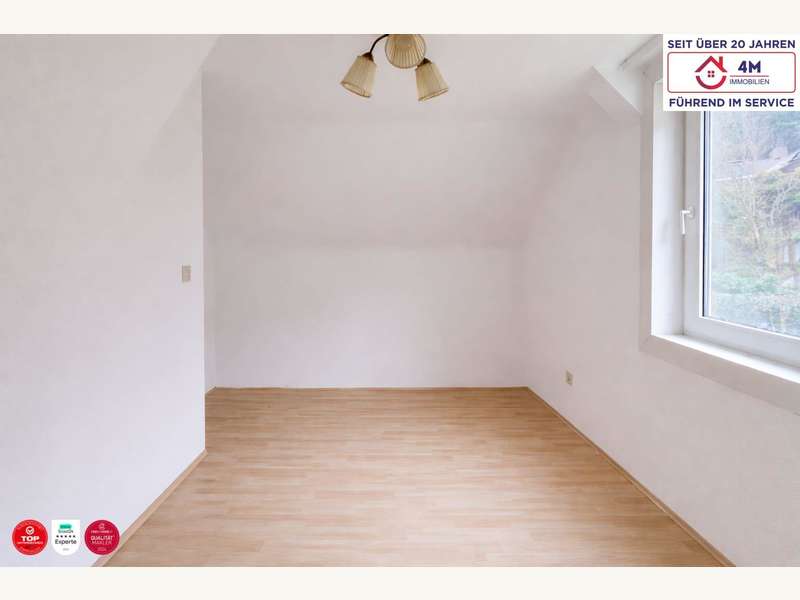 Einfamilienhaus Thenneberg: Raum OG Raum OG