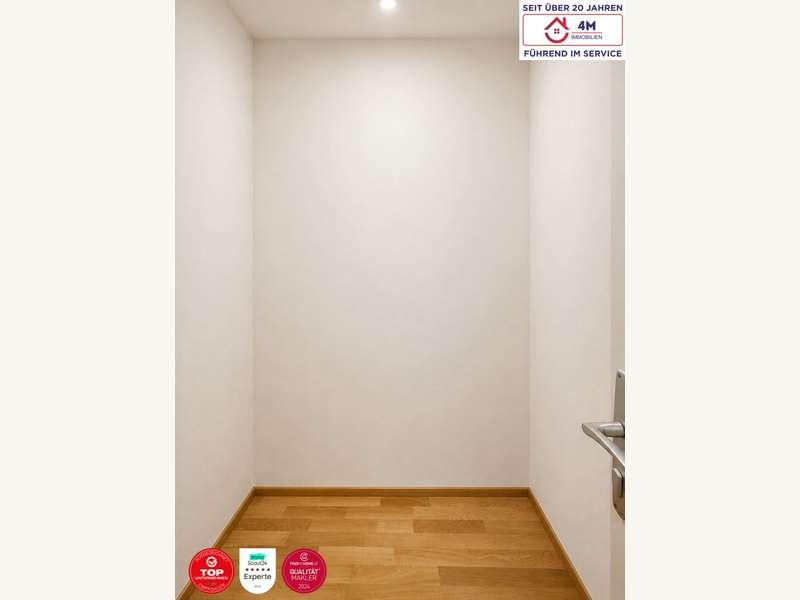 Mietwohnung Wien: Begeh. Kleiderschrank Begeh. Kleiderschrank