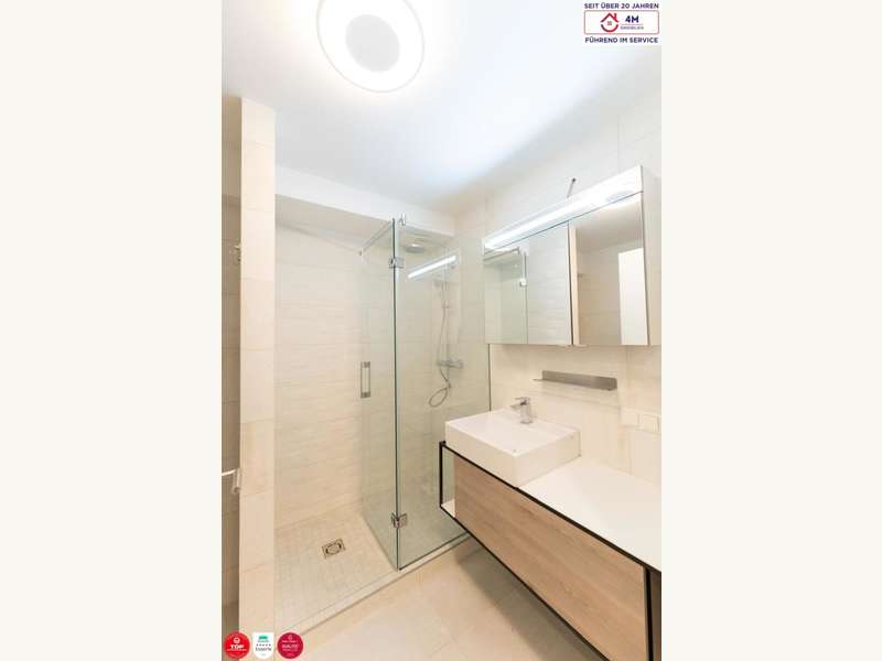 Mietwohnung Wien: Badezimmer Badezimmer