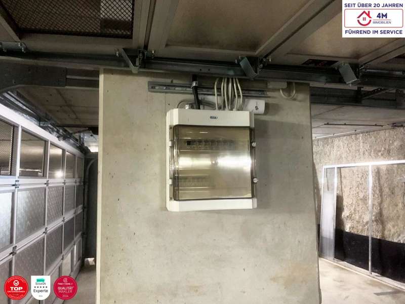 Doppelgarage Wien: Stromanschluss Stromanschluss
