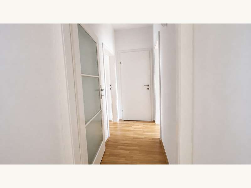 Zimmer 1 unmöbliert