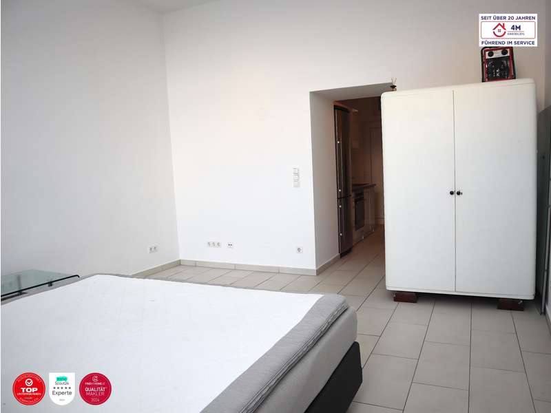 Blick von der Fensterseite Richtung Eingang