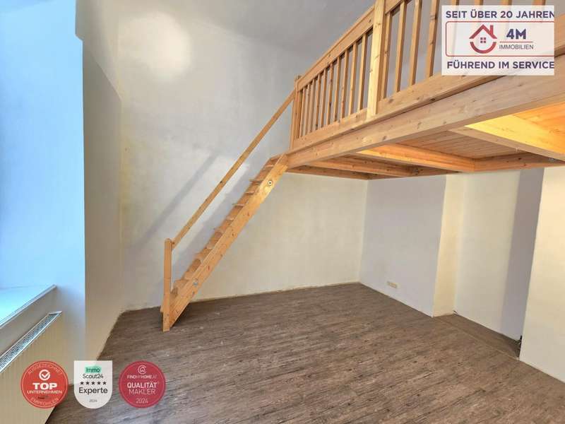 Terrassenwohnung Wien: Zimmer mit Galerie Zimmer mit Galerie