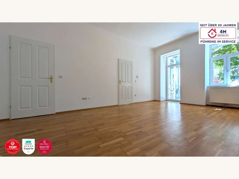 Eigentumswohnung Wien: Wohnzimmer von Außenwand Wohnzimmer von Außenwand
