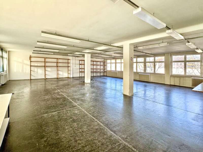 Halle in Wien - Bild 2