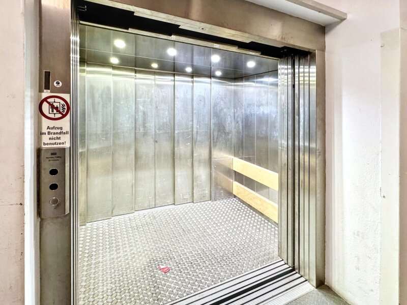 Halle in Wien - Bild 7