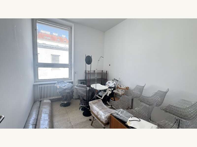 Halle in Wien - Bild 8