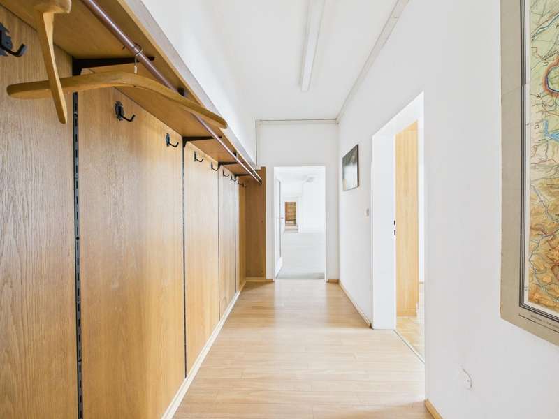 Büro Linz: CAM04191G0-PR0053-STILL004 CAM04191G0-PR0053-STILL004