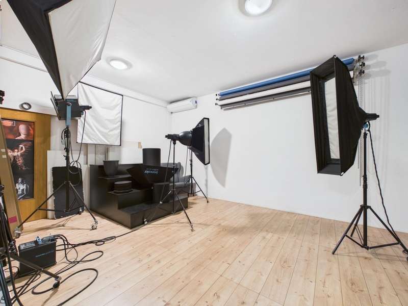 CAM04191G0-PR0085-STILL001