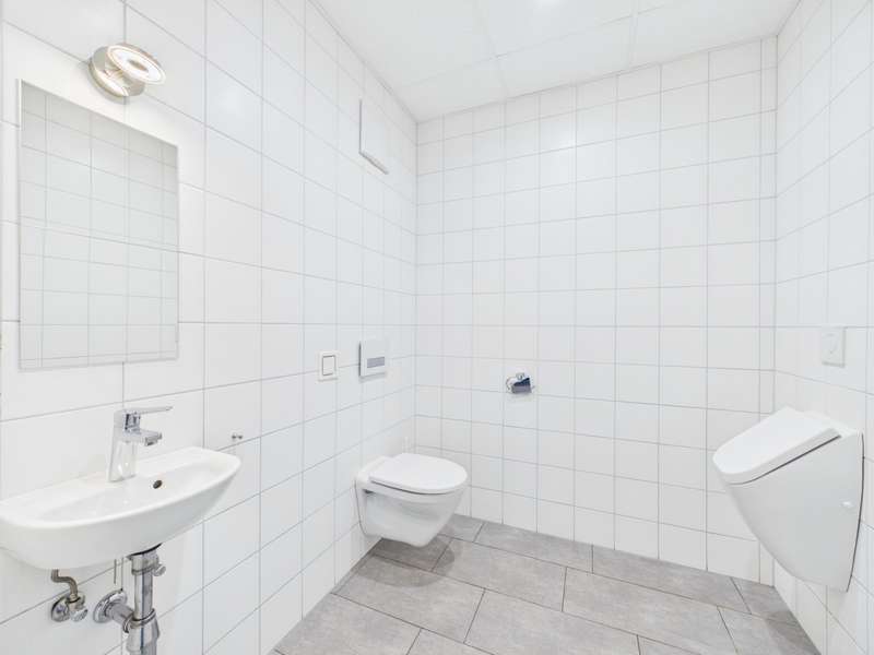 Büro Steyregg: CAM04191G0-PR0102-STILL014 CAM04191G0-PR0102-STILL014