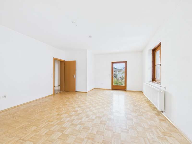 CAM04191G0-PR0066-STILL015