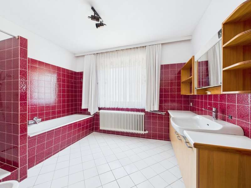 CAM04191G0-PR0028-STILL023