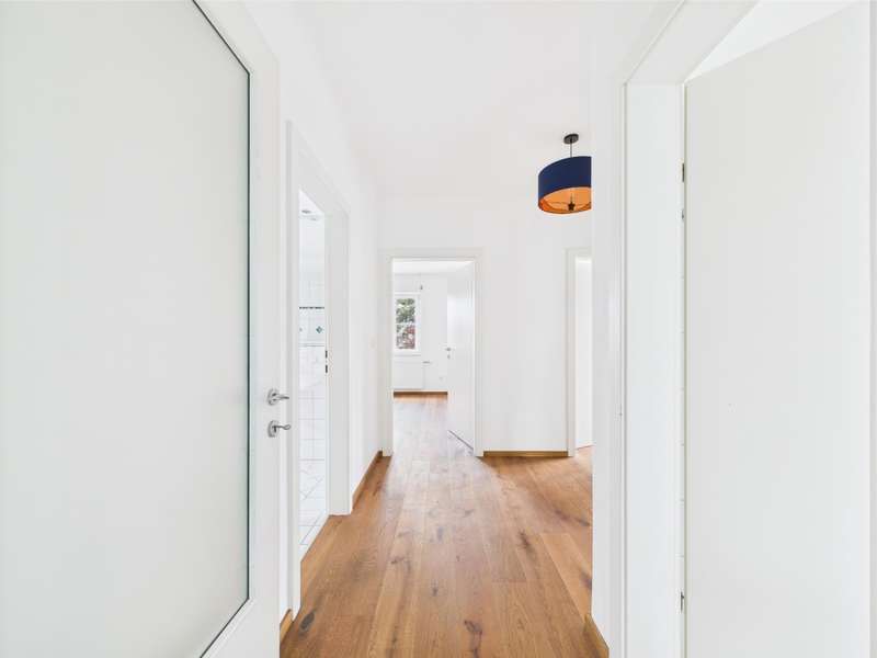 CAM04191G0-PR0037-STILL023