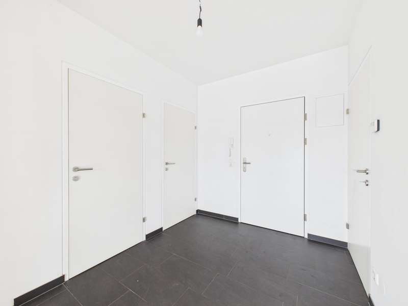 CAM04191G0-PR0078-STILL007