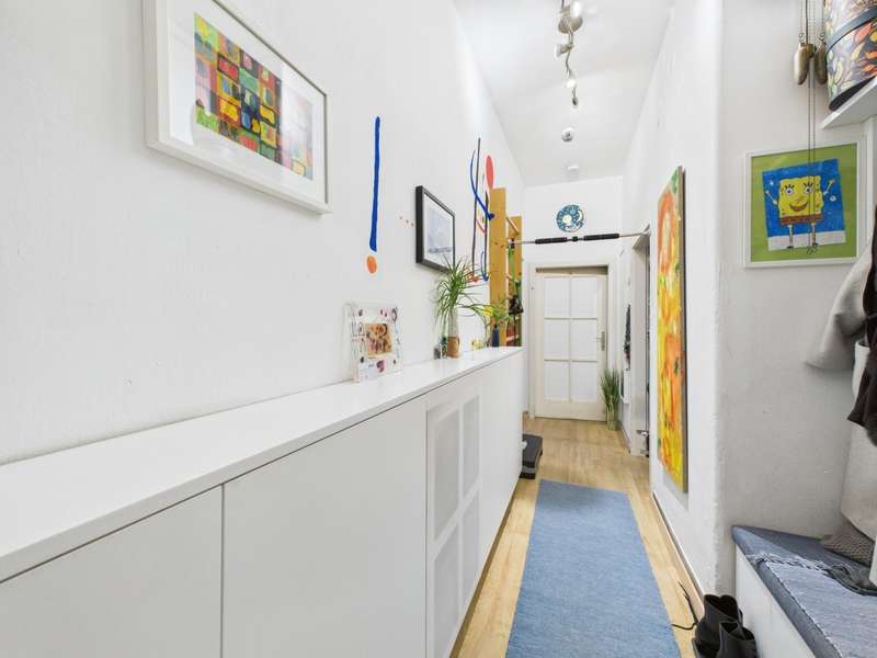 CAM04191G0-PR0075-STILL002