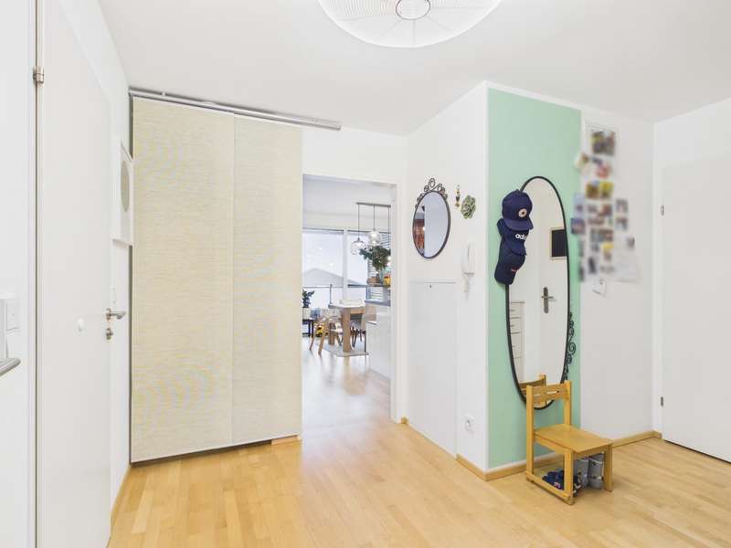 CAM04191G0-PR0084-STILL013