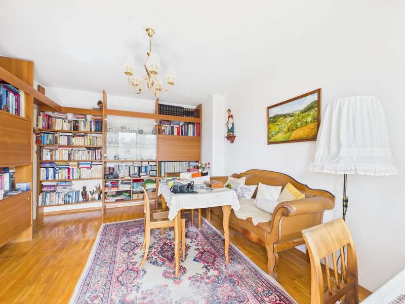 CAM04191G0-PR0088-STILL005