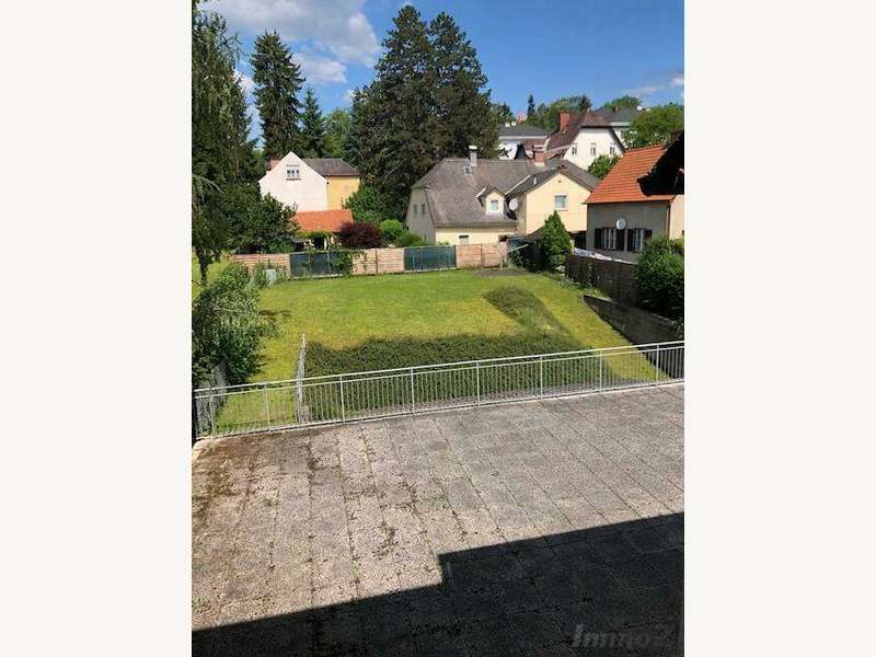 Mehrfamilienhaus Graz: Terrasse hofseitig Terrasse hofseitig