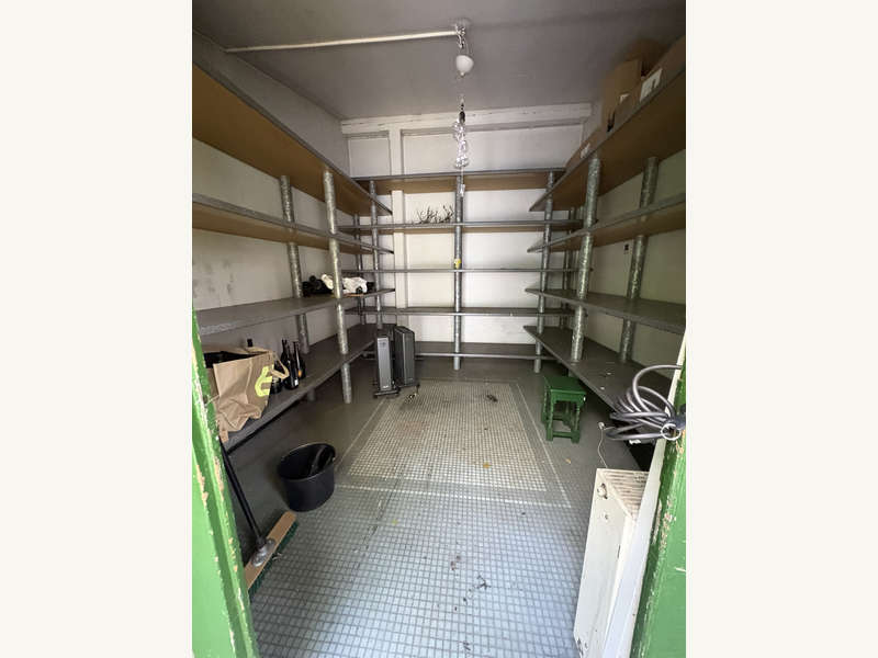 Geschäftslokal Graz: hofseitiges Zimmer hofseitiges Zimmer