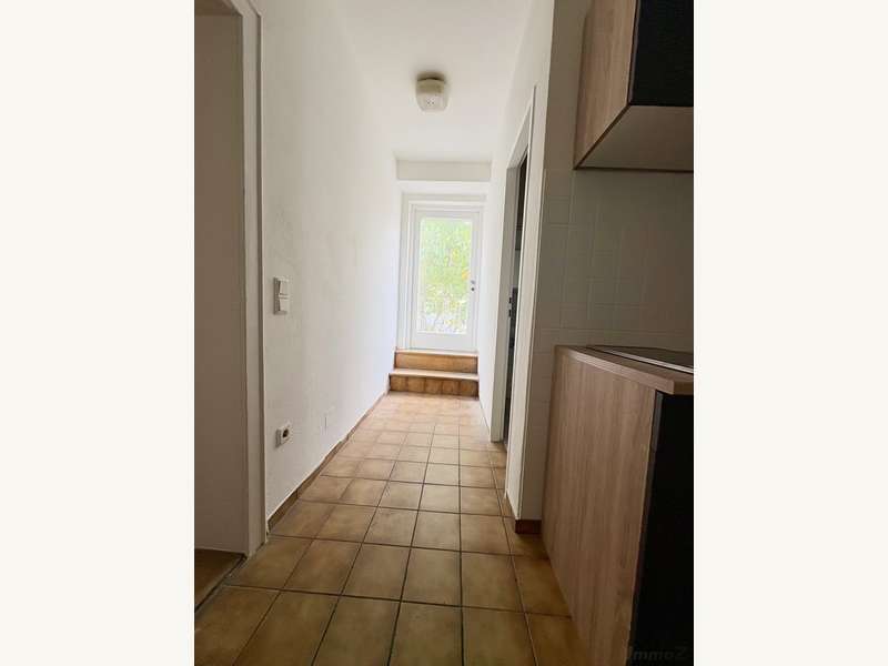 Mietwohnung Graz: Vorraum - Zugang zum Balkon Vorraum - Zugang zum Balkon
